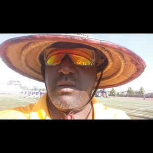 Meet your Posher, Jb